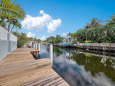14050 Leeward Way Palm Beach Gardens, FL 33410