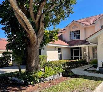 4718 Via Carmen #31 Naples, FL 34105