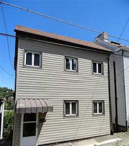 629 Minnesota St Pittsburgh, PA 15207