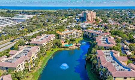 800 Uno Lago Drive #402 Juno Beach, FL 33408
