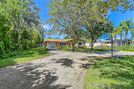 5389 Canal Drive Lake Worth Beach, FL 33463