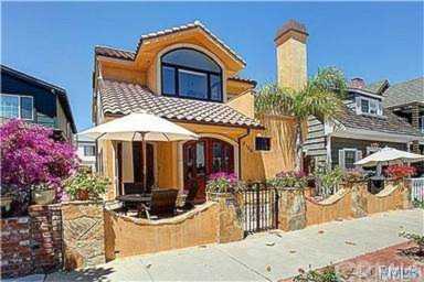2126 Miramar Dr Newport Beach, CA 92661
