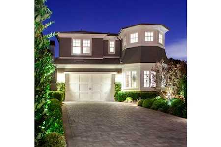 4761 Longpoint Dr Huntington Beach, CA 92649