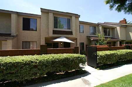 943 W Lamark Ln Anaheim, CA 92802