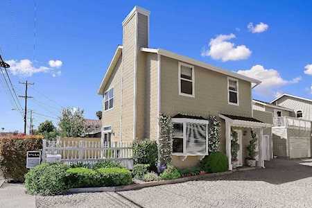 162 Rochester St #A Costa Mesa, CA 92627