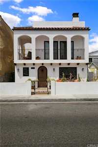 120 E Balboa Blvd Newport Beach, CA 92661