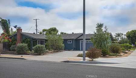 1165 Augusta St Costa Mesa, CA 92626