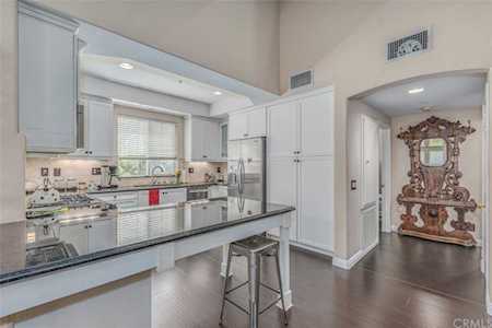 43 Spring Valley Irvine, CA 92602