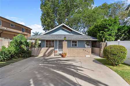 2645 Westminster Place Costa Mesa, CA 92627