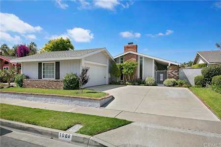 1068 Salinas Ave Costa Mesa, CA 92626