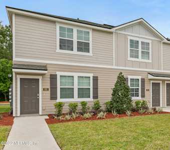 8316 Zenith Cir Jacksonville, FL 32256