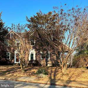 413 37th St W Wilmington, DE 19802