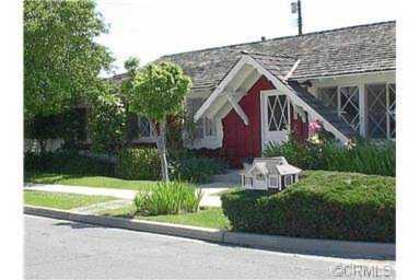 249 Sherwood St Costa Mesa, CA 92627