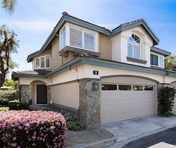 8 Stoney Pointe Laguna Niguel, CA 92677