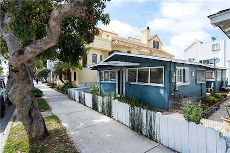 212 E Bay Ave Newport Beach, CA 92661