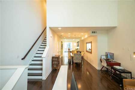 513 Rockefeller Irvine, CA 92612