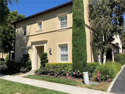 24 Bower Tree Irvine, CA 92603