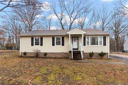 23806 Sparrow Ct Dinwiddie, VA 23803
