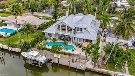 1520 Sandpiper St Naples, FL 34102