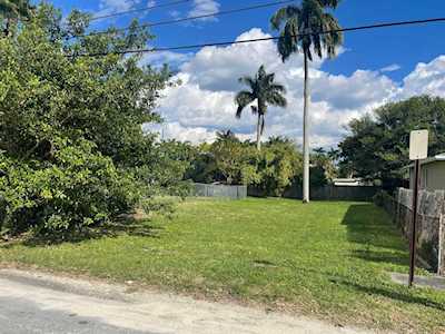 Ne 1 NE NE Ave Avenue Dania Beach, FL 33004