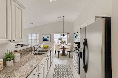 5519 Los Lobos St North Las Vegas, NV 89031