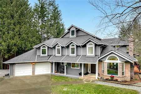 36 292nd Ave NE Fall City, WA 98024