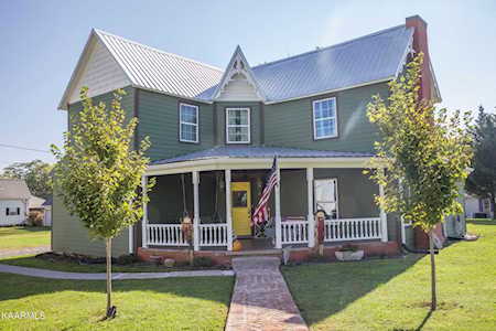 109 Chilhowee Ave Greenback, TN 37742