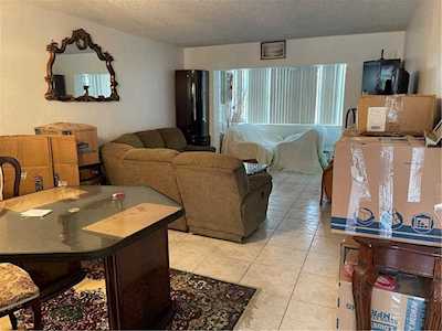 3220 Holiday Springs Blvd #1-201 Margate, FL 33063