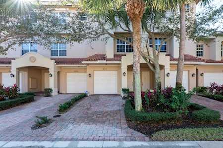 4511 S Artesa Way Palm Beach Gardens, FL 33418