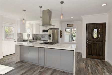 12182 Emrys Ave Garden Grove, CA 92840