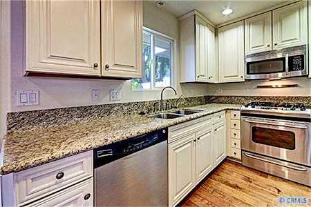 322 Ogle St #C Costa Mesa, CA 92627