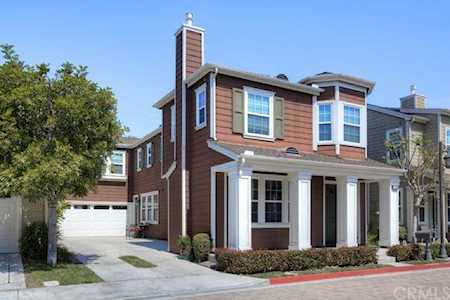 2311 Half Moon Ln Costa Mesa, CA 92627