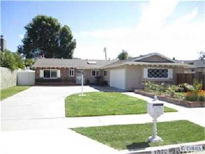 2022 Paloma Dr Costa Mesa, CA 92627