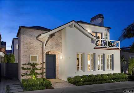 217 Via Genoa Newport Beach, CA 92663