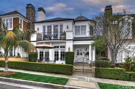 222 Heliotrope Ave Corona Del Mar, CA 92625