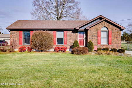 418 Oakrun Dr Mt Washington, KY 40047