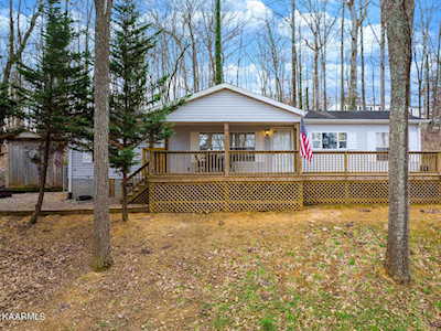 542 Ronald Dr Strawberry Plains, TN 37871