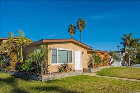 302 Ramona Place Costa Mesa, CA 92627