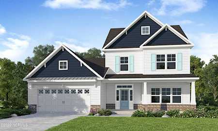 404 Scrubjay Court Sneads Ferry, NC 28460