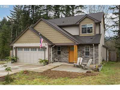 831 NE Virginia Cir Clatskanie, OR 97016