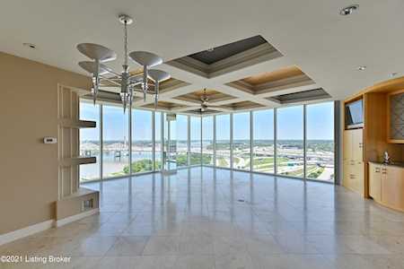 222 E Witherspoon St #1703 Louisville, KY 40202