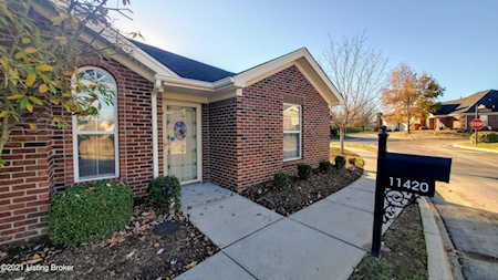 11420 Ridge Lake Dr Louisville, KY 40272