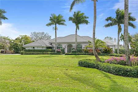 15590 Chandelle Place Wellington, FL 33414