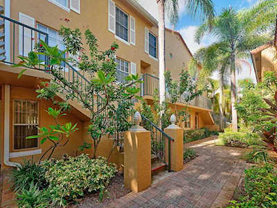 1040 Lake Shore Drive #203 Lake Park, FL 33403