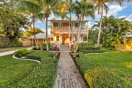 813 SE Weir Street Stuart, FL 34994
