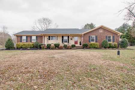 2033 Dilton Mankin Rd Murfreesboro, TN 37127