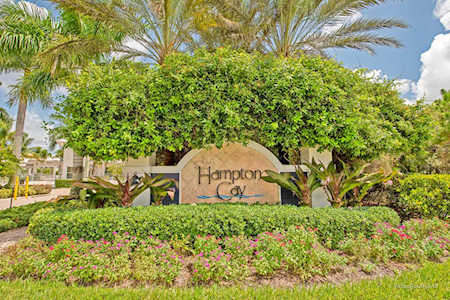 4041 Kingston Lane Palm Beach Gardens, FL 33418