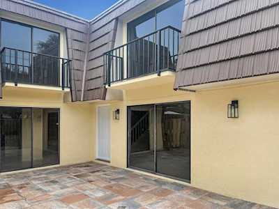 120 1st Court Palm Beach Gardens, FL 33410