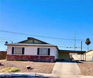 5255 New Bedford Circle Las Vegas, NV 89122