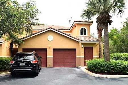 300 Scotia 106 Drive #106 Hypoluxo, FL 33462